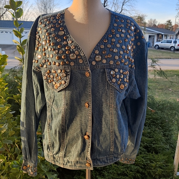 Size SMALL/MEDIUM/LARGE 80s/90s Jeweled Bedazzled Crop Denim Jacket - Picture 1 of 11